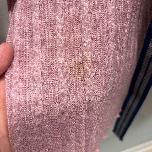 NWOT ALMOST FAMOUS LACE VNECK BLOUSE 3/4 SLEEVE - JUNIOR MEDIUM - Picture 7 of 8